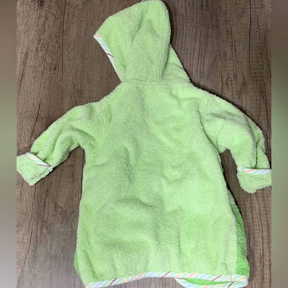 Infant Hooded Towel Robe - Picture 4 of 6